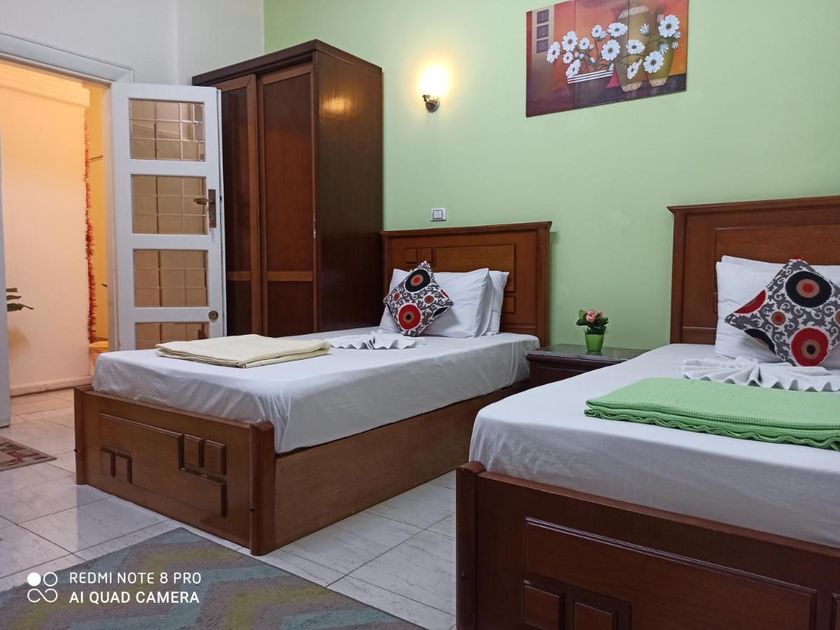 Golden Star Hostel Il Il Cairo Esterno foto
