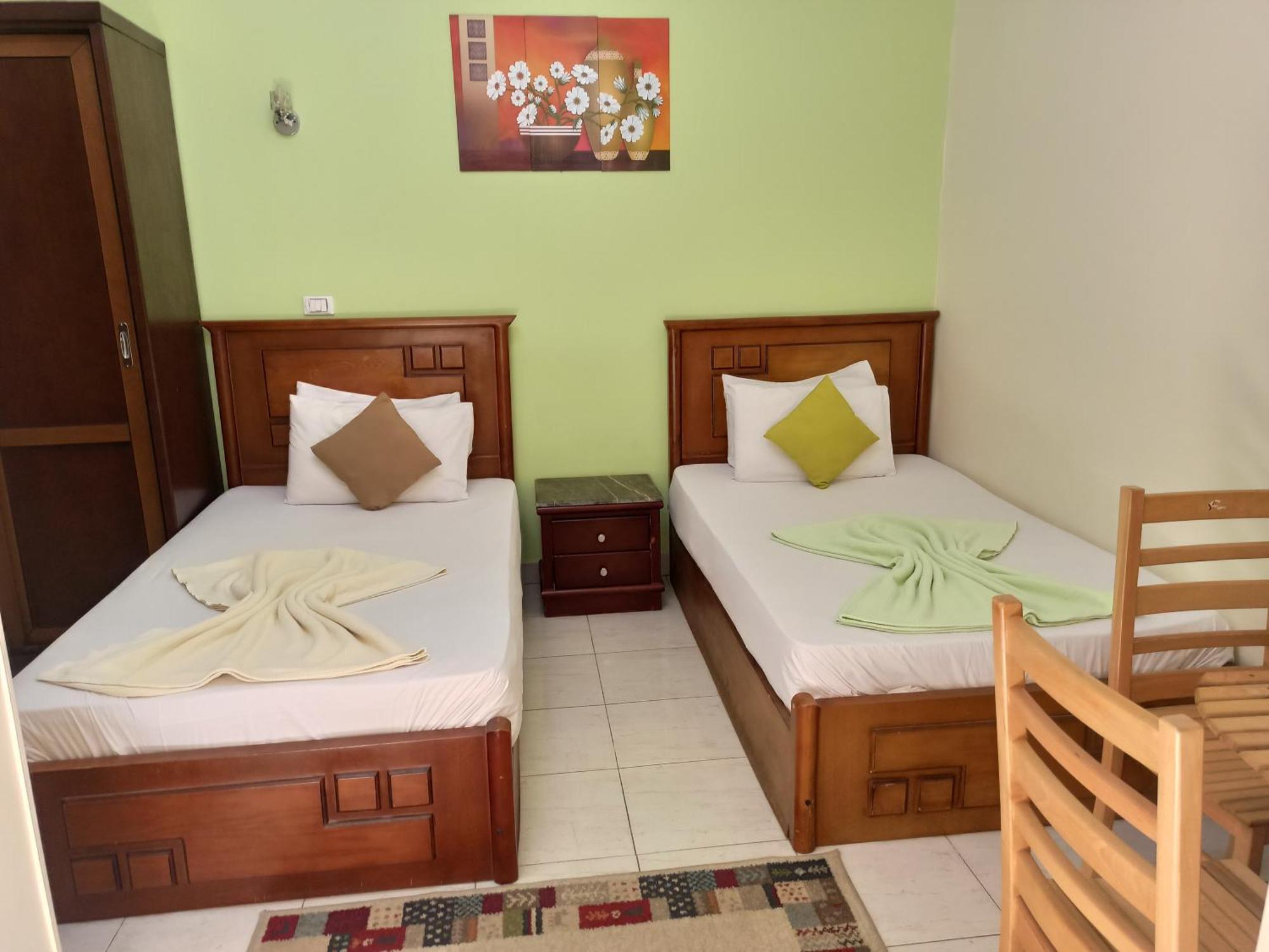 Golden Star Hostel Il Il Cairo Esterno foto