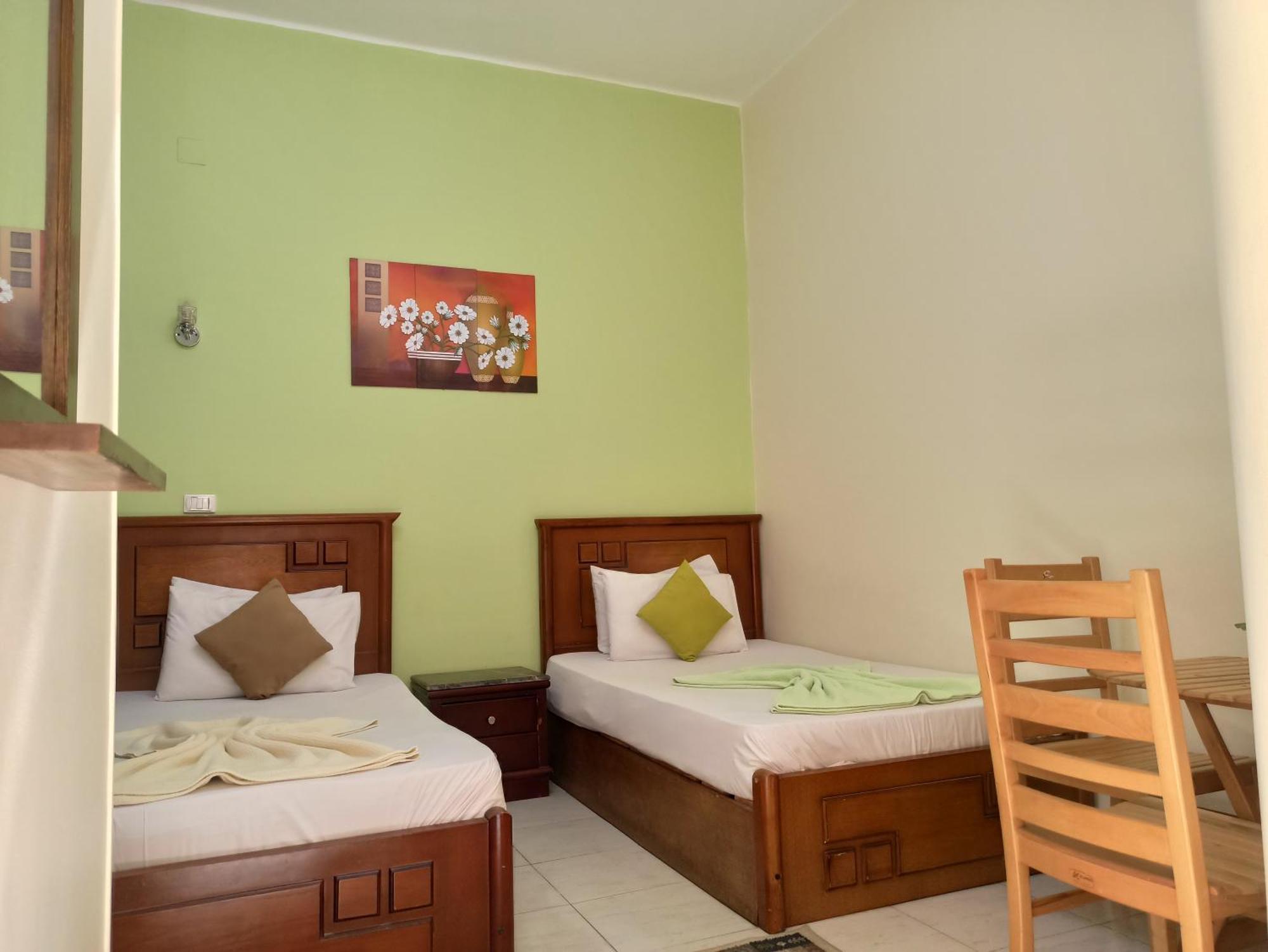 Golden Star Hostel Il Il Cairo Esterno foto