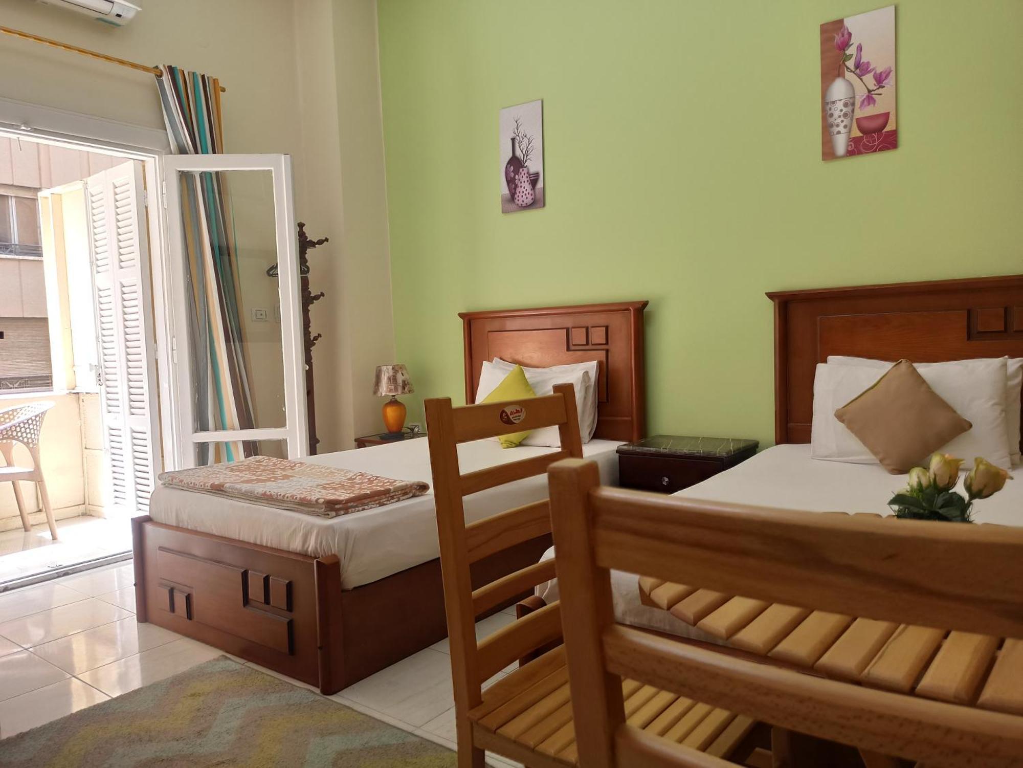 Golden Star Hostel Il Il Cairo Esterno foto