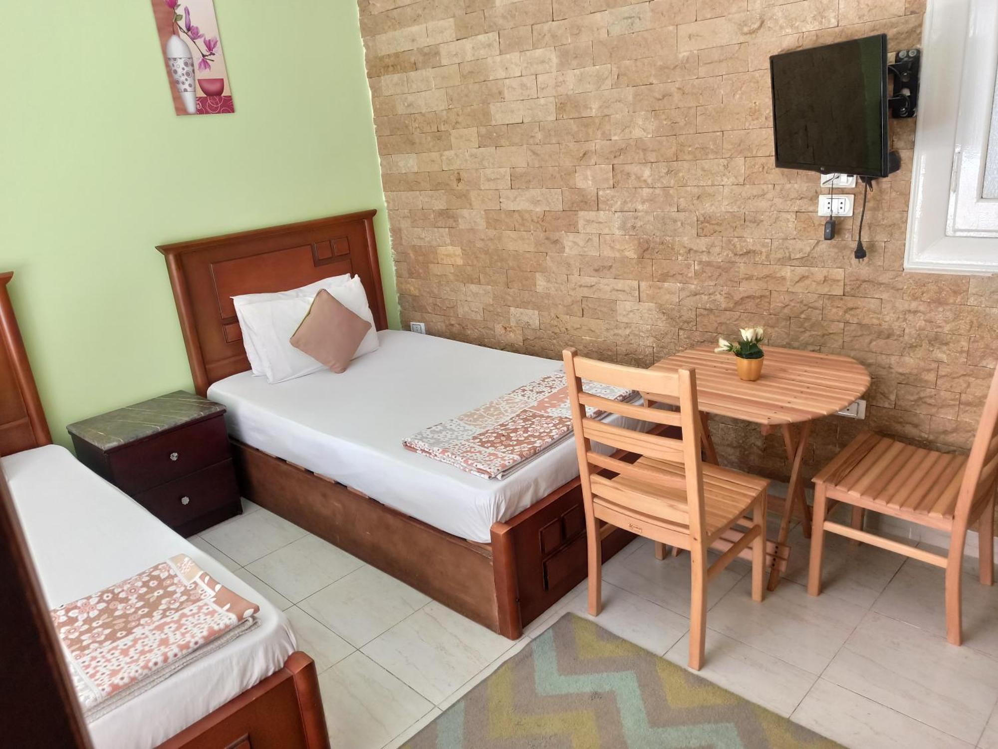 Golden Star Hostel Il Il Cairo Esterno foto