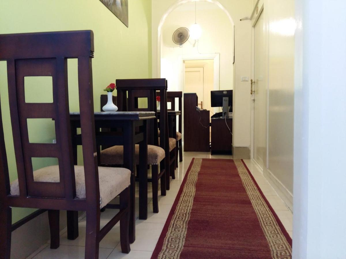 Golden Star Hostel Il Il Cairo Esterno foto